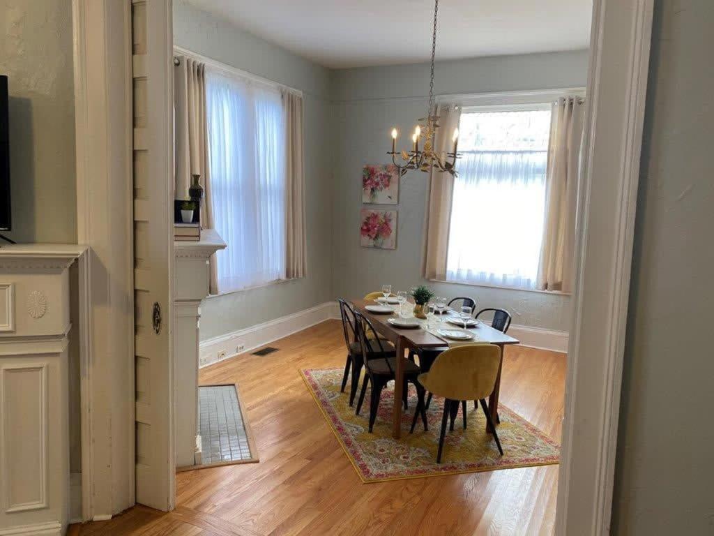 Dauphin District Darling #1-Downtown, Restaurants Apartment Mobile Exterior photo